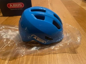 Abus smiley 3.0 Medium Blue Helmet - Picture 1 of 7