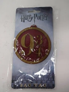 Harry Potter 9 3/4 Bag Tag - Loot Crate Exclusive NEW UNUSED - Picture 1 of 6