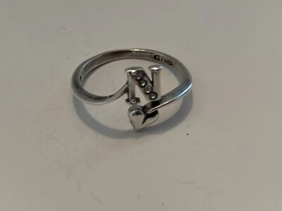Anello iniziale regolabile in argento "N", marca Avon misura 7,5 con dettaglio strass - Immagine 1 di 4