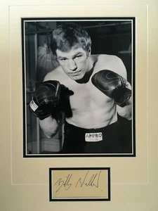 BILLY WALKER - FORMER BRITISH HEAVYWEIGHT BOXER - SIGNED PHOTO DISPLAY - Picture 1 of 1