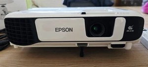 Epson EB-S41 Beamer SVGA Projektor -3.300 Lumen. SOFORTKAUF 205€ VB - Bild 1 von 9