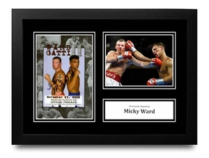 Memorabilia de boxeo autógrafo exhibición fotográfica enmarcada A4 firmada por Mickey Ward + certificado de autenticidad - Imagen 1 de 5