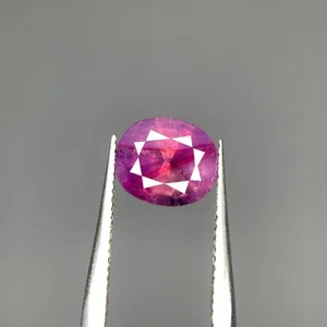 Natural Kashmir Opalescent Sapphire, 2.2 Ct Tri-color Oval Cut Loose Gemstone - Picture 1 of 4