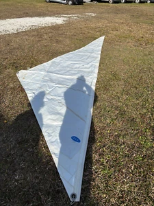 Hood Sail (Luff: 21' Leech: 14' 6" Foot: 9') - Picture 1 of 5