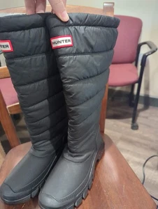 Hunter Boots (size Women's 8) - Picture 1 of 3
