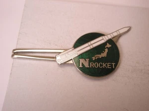 1977 NRocket Island of Japan Vintage Tie Bar Clip - Picture 1 of 4
