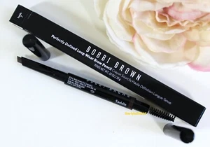 BOBBI BROWN Perfectamente Definido Lápiz de Cejas de Larga Duración SILLA DE MONTAR 7 Tamaño Completo NUEVO EN CAJA - Imagen 1 de 3