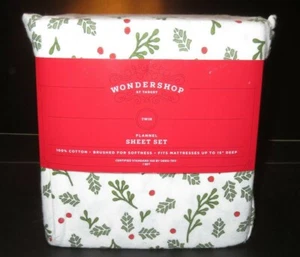 Wondershop Flannel Sheet set Holly leaves berries, TWIN Sz, NIP - Picture 1 of 7