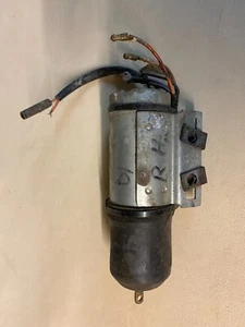 Aston Martin Classic AMV8 (1980 su auto) R/H solenoide serratura porta assy - Foto 1 di 3