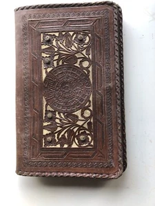 Est 5. Vintage Clutch Mexiko aus verziertem Leder mit Fächern - Bild 1 von 10