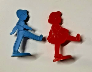2 x Replacement Pieces - Red Girl & Blue Boy - Superstition Board Game 1977 - Picture 1 of 6