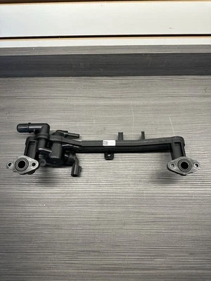 OEM 2010 - 2022 LAND RANGE ROVER SPORT 5,0 Л ДВИГАТЕЛЬ НАГРЕВАТЕЛЬ ОХЛАЖДАЮЩАЯ ЖИДКОСТЬ ШЛАНГ ТРУБКА - Изображение 1 из 4