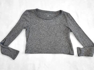 Suéter recortado de manga larga American Eagle tejido acanalado para mujer talla mediana Foto 1 de 4