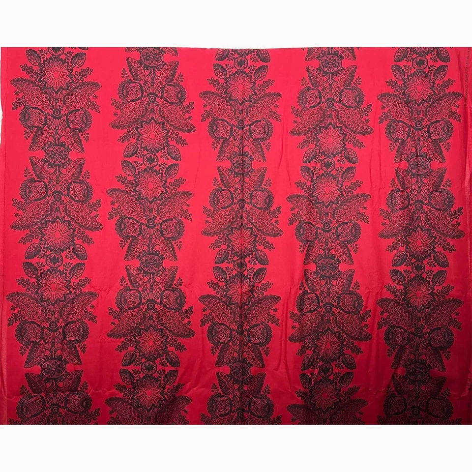 Marimekko "Tamburiini" tela de algodón floral rojo y negro 1/2 yarda Escandinavia Foto 1 de 4