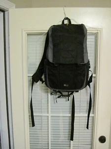 Lowepro Versapack 200 AW Camera & Tripod Backpack Bag - Picture 1 of 9