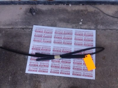 Se adapta a TOYOTA COROLLA RUN, PUERTA DELANTERA CRISTAL VAGÓN IZQUIERDO 4 PUERTAS 1980 1981 Foto 1 de 2