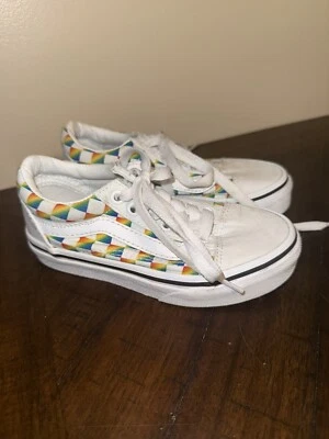 Girl's Boys Sneakers Athletic Shoes Vans Kids Old Skool V Kids Child Size 11.5 J - Image 1 of 4