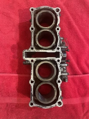 Bloque de cilindros Yamaha FZR 400 1988-UNO 1990 Foto 1 de 4