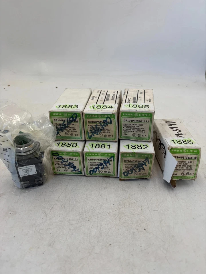 Interruptor selector General Electric CR104PST94G11S2 (1 caja por pedido) Foto 1 de 4