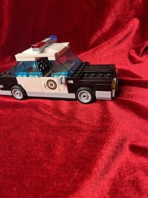 LEGO The Simpsons Chief Wiggum's Police Car from 71016 The Kwik-E-Mart