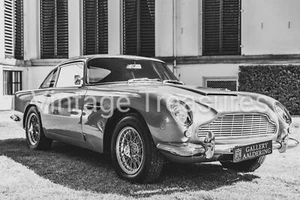 James Bond's Car - Astin Martin DB5 Photo Print Poster - Picture 1 of 1