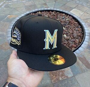 Exclusive New Milwaukee Brewers  Fitted Hat MLB Club Size 7  1/4 Black
