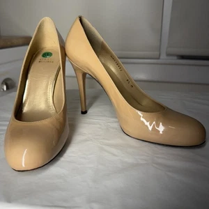 Stuart Weitzman 8.5 Nude/Beige Patent Leather Pumps High Heels Great Shape - Picture 1 of 12