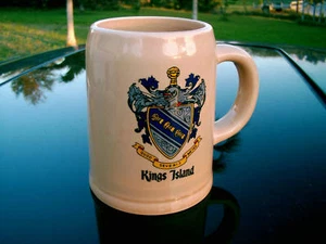 KINGS ISLAND MUG WITH CREST AND KNIGHT'S HOOD NICE ONE - Picture 1 of 4