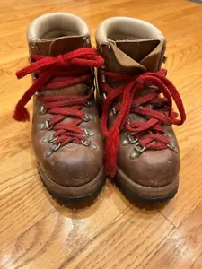 Vintage Brown Leather Hiking Logging Boots Unbranded Vibram Sole Womens Size 7.5 - Picture 1 of 9