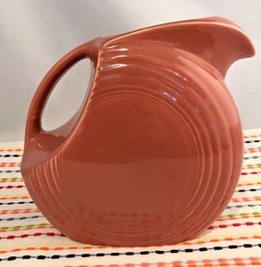 Jarra de disco grande Fiestaware Rose vintage fiesta años 50 jarra de agua rosa - Imagen 1 de 6