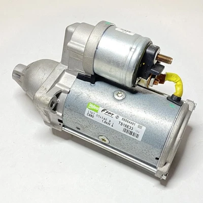 Vauxhall Corsa D Astra J 1.3D CDTi Valeo Ignition Starter Motor Genuine 93192995 - Image 1 of 4