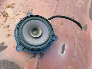 Altavoz de puerta sistema de sonido trasero Nissan Murano 2003-2007 28156AZ100 Clarion OEM - Imagen 1 de 5