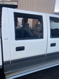 HOLDEN RODEO RIGHT REAR DOOR SHEL TF DUAL CAB 07/88-02/03 - Picture 1 of 3