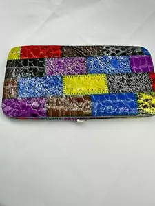 Nuevo Sin Etiquetas Llevar Multicolor Edredón Patrón Edredón Cubierta Rígida Billetera - Imagen 1 de 9