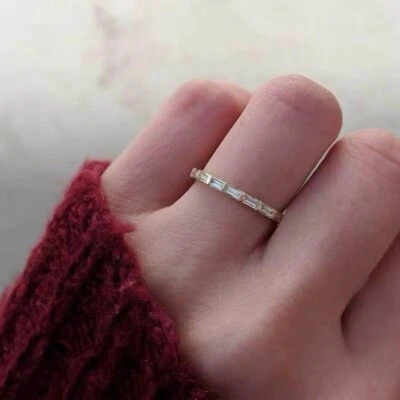 1/4 Ct D/VVS Baguette Lab Grown Diamond Bar Set Half Eternity Ring - Yellow Gold - Image 1 of 4