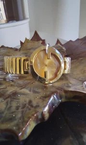 Damen Armbanduhr vergoldet Guçci 169,00. Nur noch 2 !!!. vorhanden - Bild 1 von 4