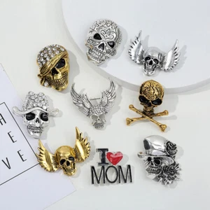 Punk skull brooch Halloween horror skull pin vintage fun clothing accessories - Foto 1 di 14