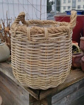 Stabiler Pflanzkorb ø 29cm a. Weide + Henkel a. Seegras Rattan Blumentopf Korb - Bild 1 von 3