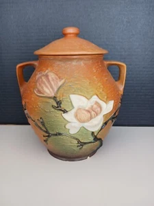 ANTIQUE ROSEVILLE USA MAGNOLIA COOKIE JAR & LID 1943 BROWN VINTAGE POTTERY 2-8 - Picture 1 of 4