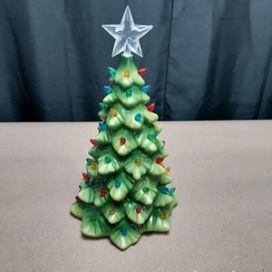 Albero di Natale Regency Verde 12" Porcellana Illuminato LED Stella Trasparente in cima NUOVO - Foto 1 di 3