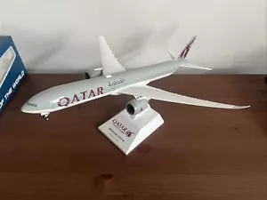 DARON SKYMARKS 777X 1:200 Scale (check Description) - Picture 1 of 12
