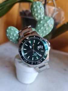 RELOJ SUIZO DE HOMBRE JAGUAR PRO DIVER VERDE J8606 - Foto 1 di 16