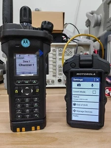 Motorola APX8000XE UHF 1/UHF 2/700/800MHz/VHF ADP AES DES(No battery and si500) - Zdjęcie 1 z 9