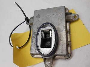BMW 3, 4 Series Xenon Headlight Ballast OEM 7317408 DT0422 - Picture 1 of 5