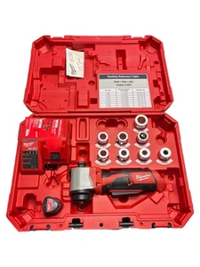 Kit pelacables Milwaukee 2435X-21 M12 Li-Ion para cable Cu RHW/RHH/USE - Imagen 1 de 8