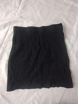 Minifalda negra Xs Juniors. Just Quella. Nuevo con etiquetas  Foto 1 de 4