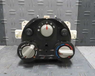 2014 Nissan Versa A/C AC Heater Temperature Climate Control OEM - Image 1 of 4