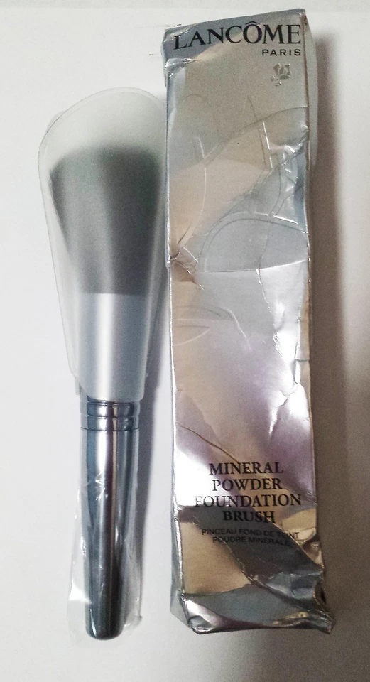 LANCOME CEPILLO BASE POLVO MINERAL TAMAÑO COMPLETO 100% AUTÉNTICO NUEVO EN CAJA DOBLADA Foto 1 de 1