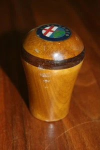 Perilla de cambio vintage de madera esmaltada Alfa Romeo - Imagen 1 de 3
