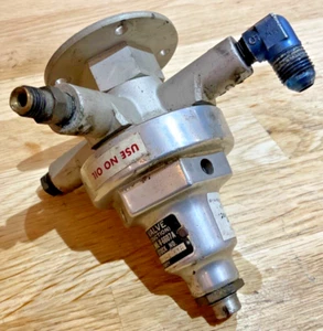 VINTAGE USAF AIRCRAFT OXYGEN PRESSURE REDUCTION VALVE - 5513-4357B - Picture 1 of 8